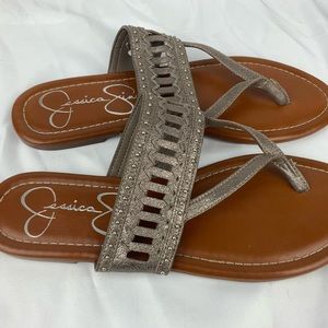 Sandals / Flip flops